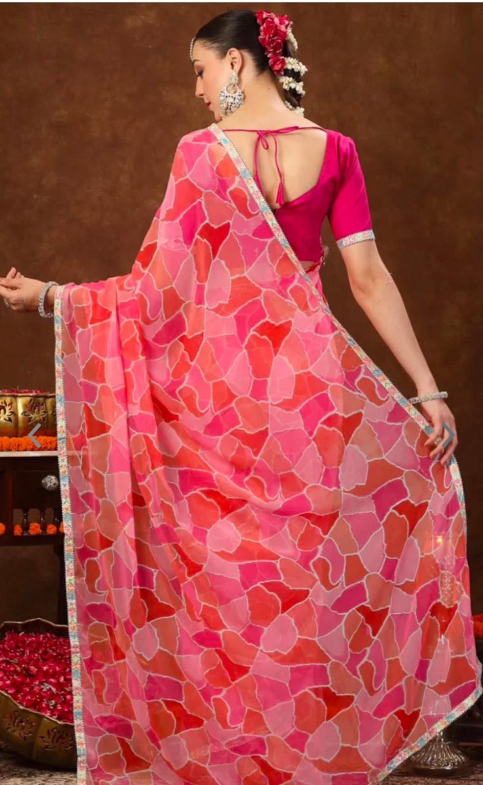 Stylum Color block Glitter Printed Saree