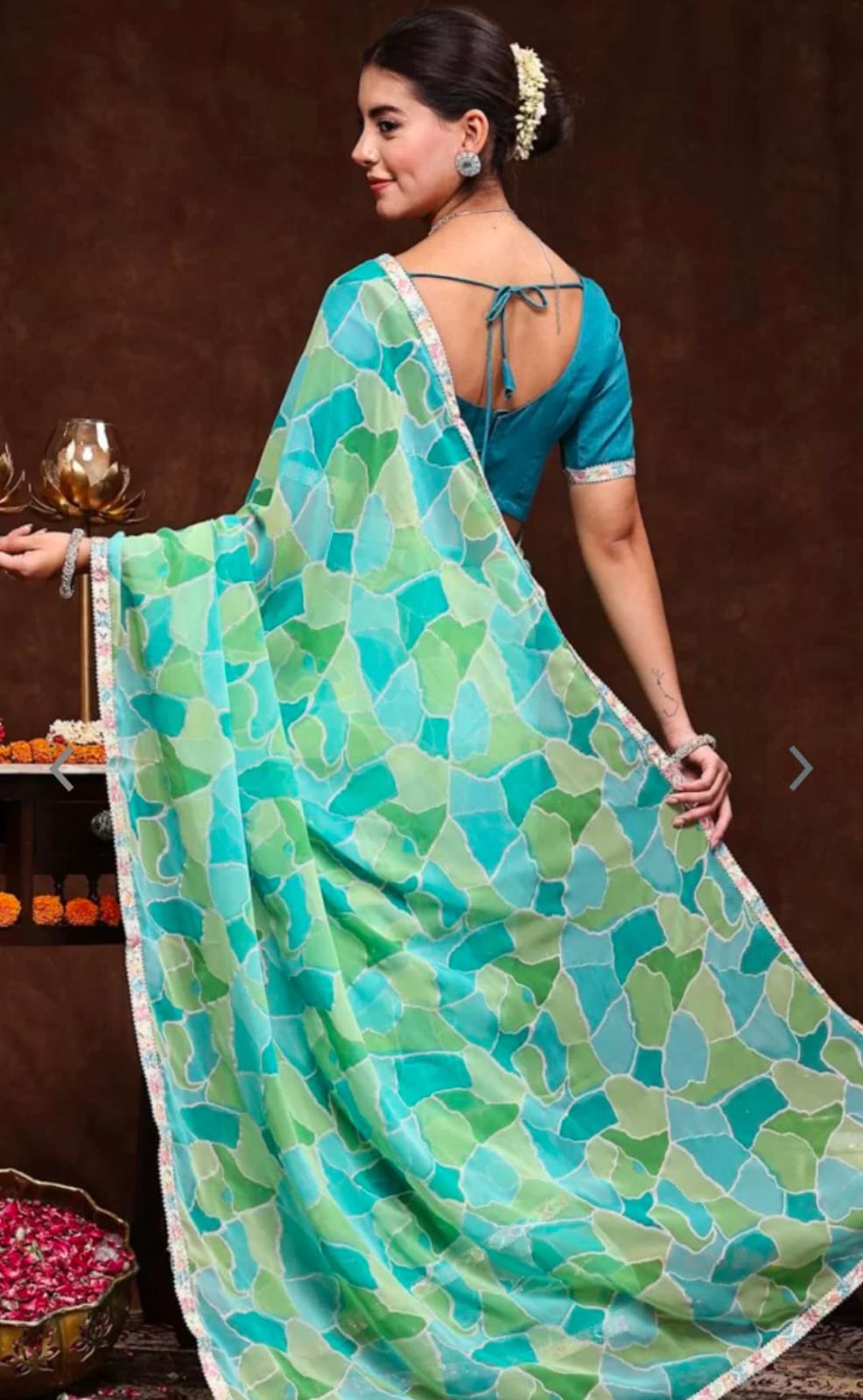 Stylum Color block Glitter Printed Saree
