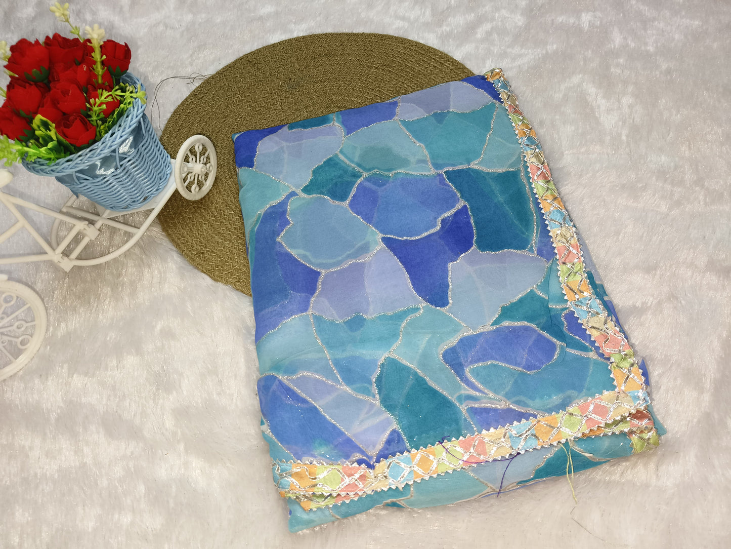 Stylum Color block Glitter Printed Saree